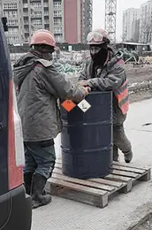 Дизельное топливо в бочках